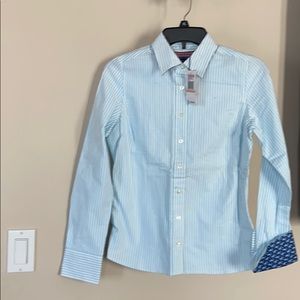 *NWT Vineyard Vines button down
